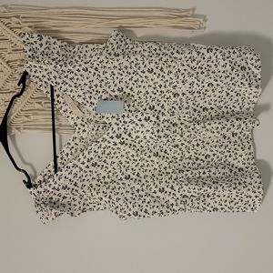 NWT LOFT Peplum Flutter Sleeve Top